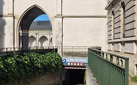 BNB L'Orleanais Hyper Centre d'Orléans proche Gare PARKING